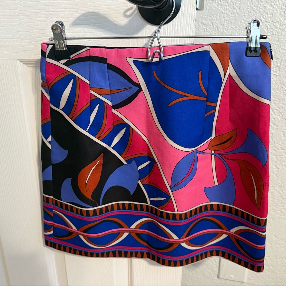 Zara Pink Blue Geometric Abstract Pucci Like Pattern Skirt Size M Womens Stretch